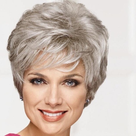 Paula Young Other - Sensational Wig by Paula Young classic wig with short, tapered layers 51/60 Sz P